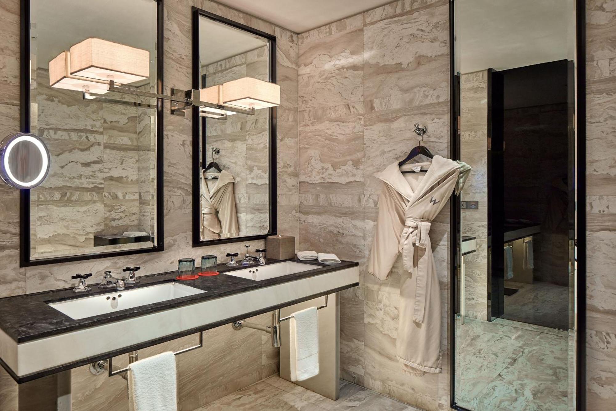 W Guangzhou Hotel Ngoại thất bức ảnh